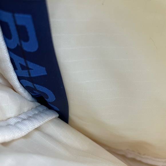 NWOT BAGGU Fanny Pack - Picture 5 of 11